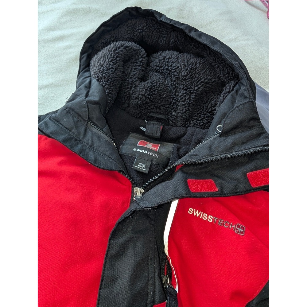 SwissTech Boys Red Black Sherpa Lined Hooded Winter Puffer Jacket Size S 6-7